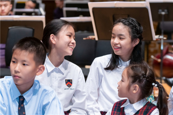 都說香港國際學(xué)校學(xué)費(fèi)貴?沒個50W別想上好學(xué)校!是真的嗎?
